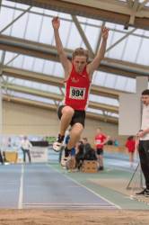 Tim gewinnt den Weitsprung mit guten 5,42m. 20200208-164053-IMG_9499.jpg